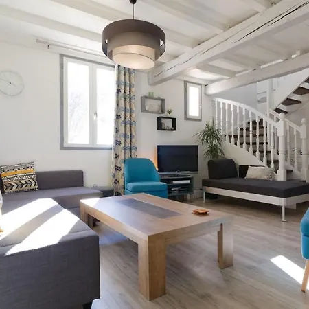 Tatil Evi De Groupes & Piscine De La Maison Bleue Du Gers Savignac-Mona