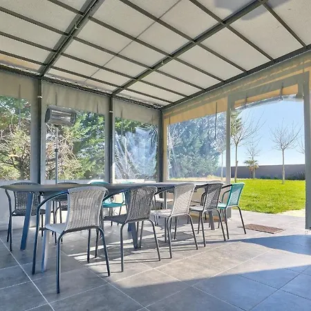 Ferienhaus De Groupes & Piscine De La Maison Bleue Du Gers *