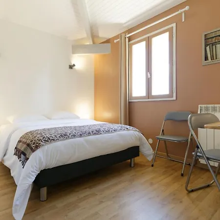 Ferienhaus De Groupes & Piscine De La Maison Bleue Du Gers Savignac-Mona