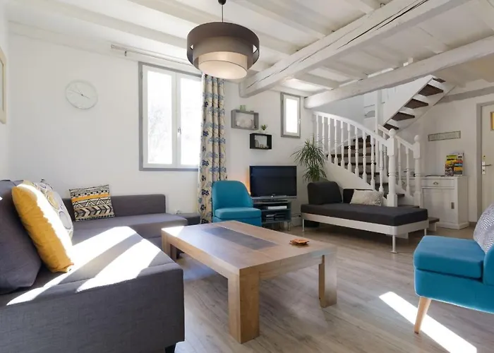 Casa vacanze De Groupes & Piscine De La Maison Bleue Du Gers Savignac-Mona